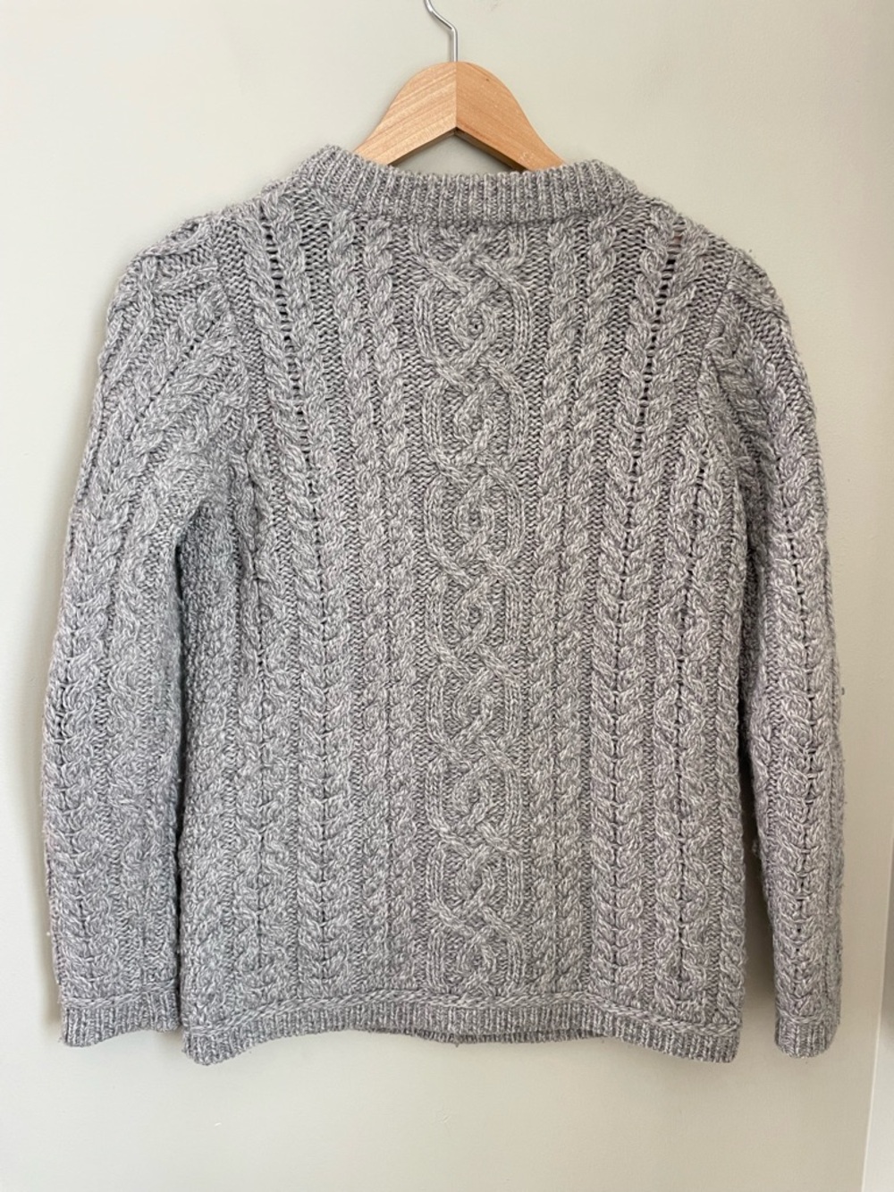 SAOL Ireland Aran 100% Merino Wool Cable Knit Cardigan Size Small Cottagecore - Picture 5 of 11